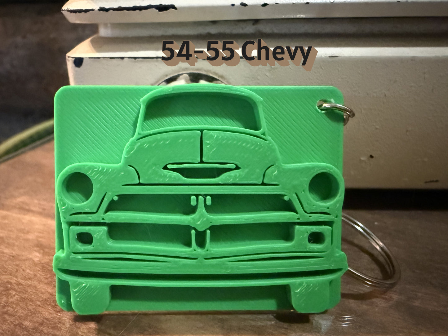 🚗 Classic Truck Grille Keychains – 3D Printed Retro Front Ends | Perfect Gift for Car Lovers!