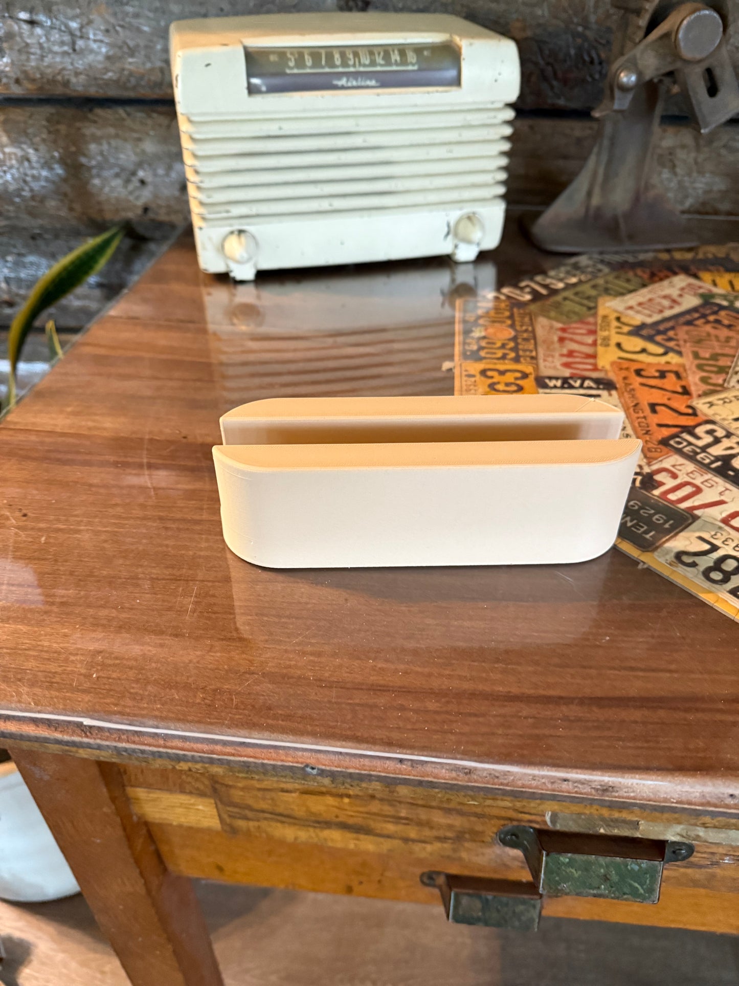 3D Printed Tablet Holder | Minimalist PLA Wood Stand | Horizontal Slot Dock for iPads and Tablets