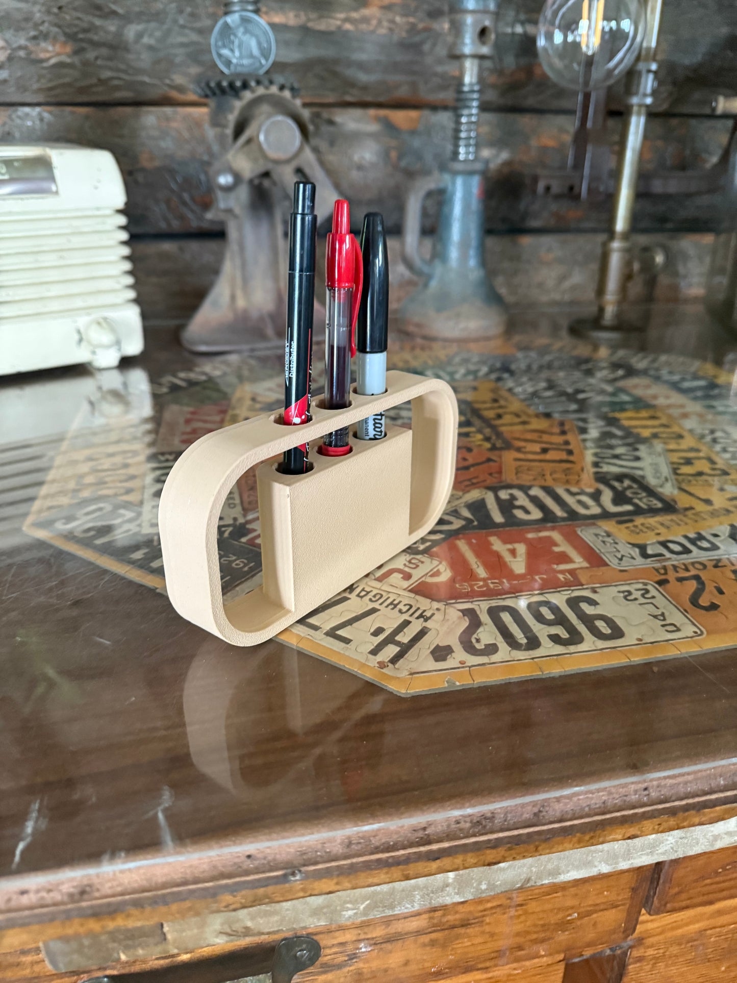 3D Printed Modern Pen Holder – Minimalist Desktop Organizer