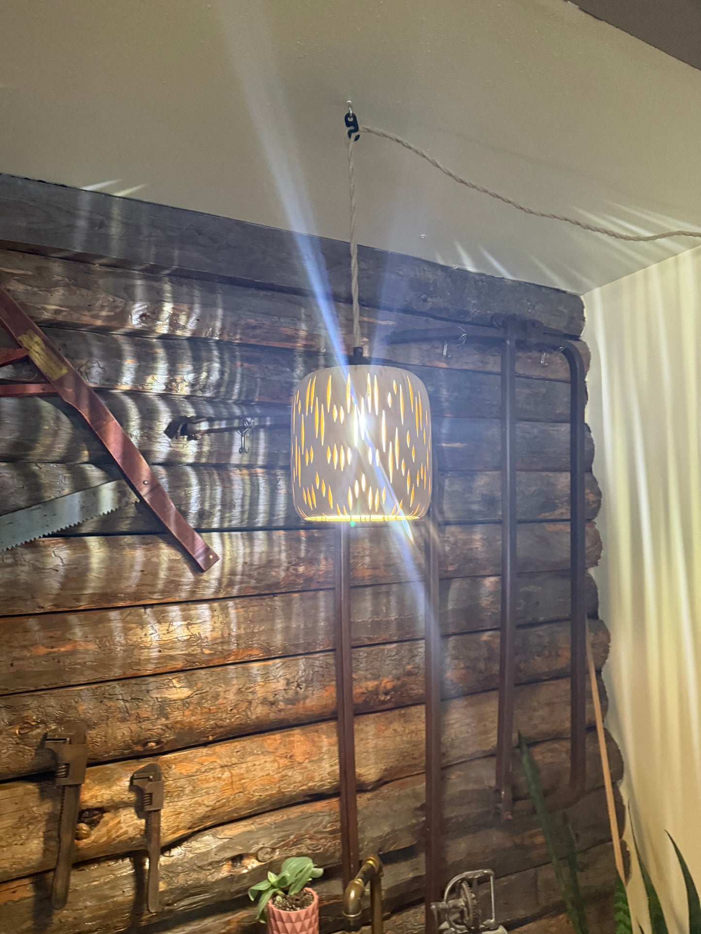 3D Printed Hanging Pendant Lamp – Soft Oval Cutout Design