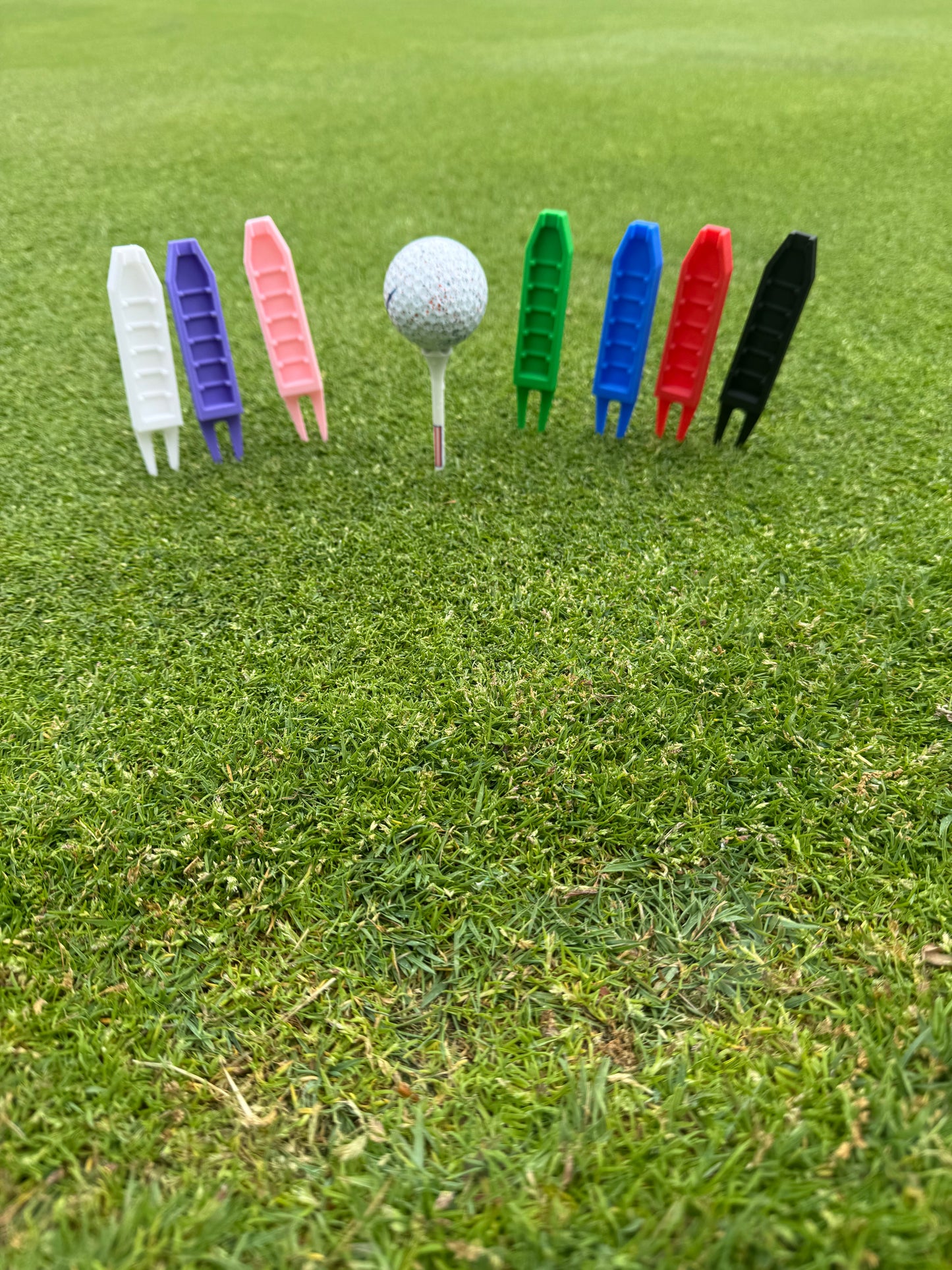 Multi-Color Tee Adjuster & Divot Tool