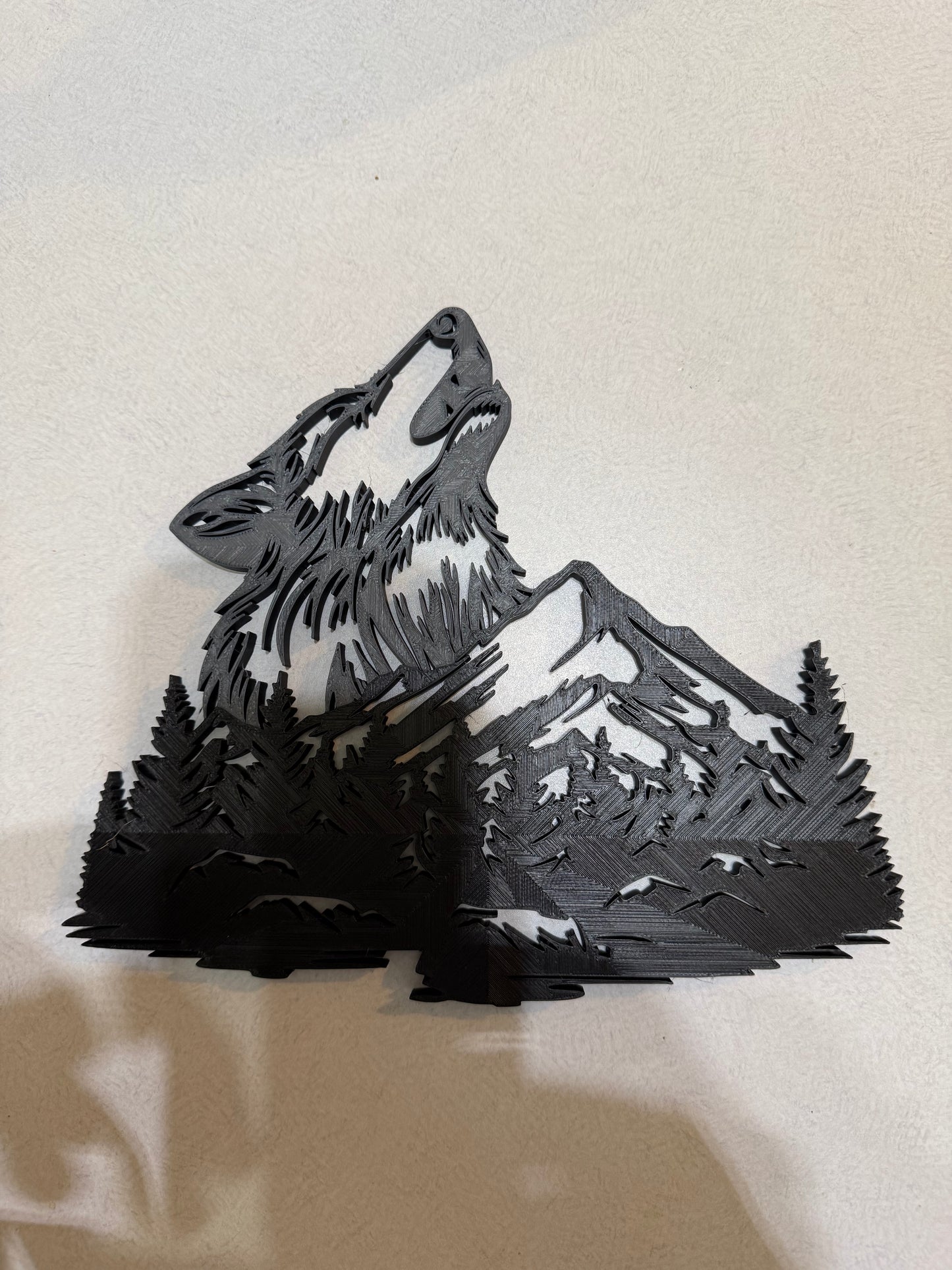 3D Printed Wolf & Mountain Wall Art β Rustic Cabin Lodge Decor, Woodland Wildlife Nature Gift