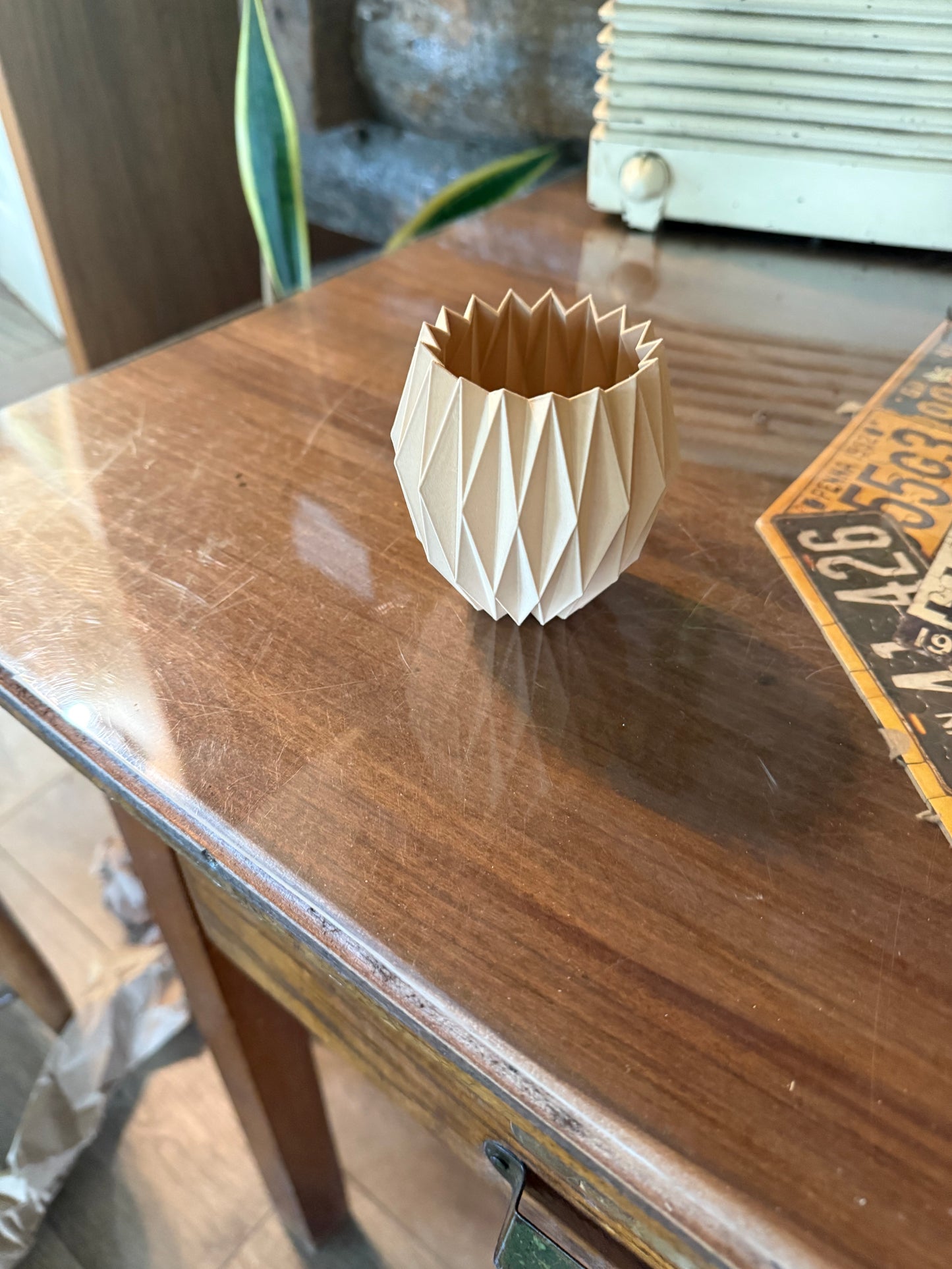 3D Printed Faceted Mini Planter – Modern Geometric Design